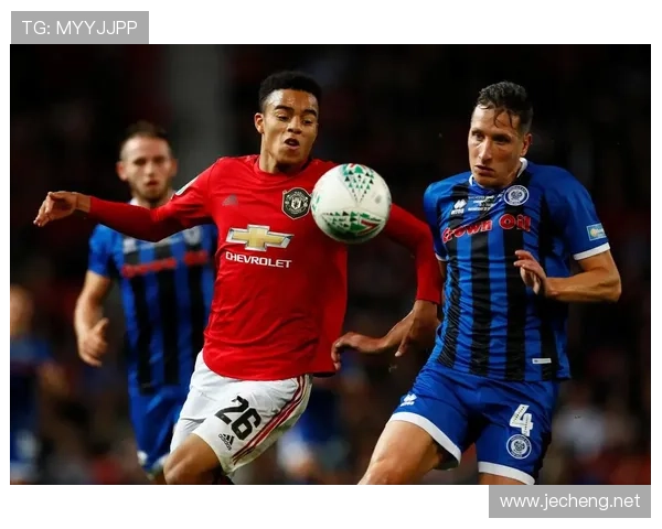 曼联重建进程混乱，方向缺失问题逐步反映在赛季表现中