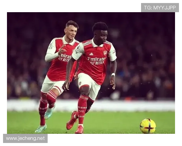 萨卡 vs 福登:同代进攻核心的战术角色与效率对比 萨卡 vs 福登:同代进攻核心的战术角色与效率对比